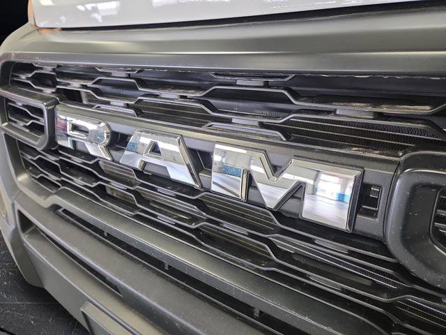 Used 2025 RAM ProMaster 3500 w/ Convenience Group image 31