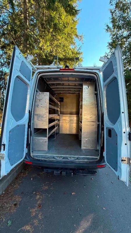 Used 2019 Mercedes-Benz Sprinter 144 image 18
