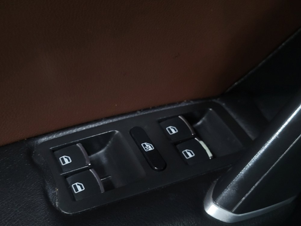 Used 2022 Volkswagen Passat 2.0T SE image 27