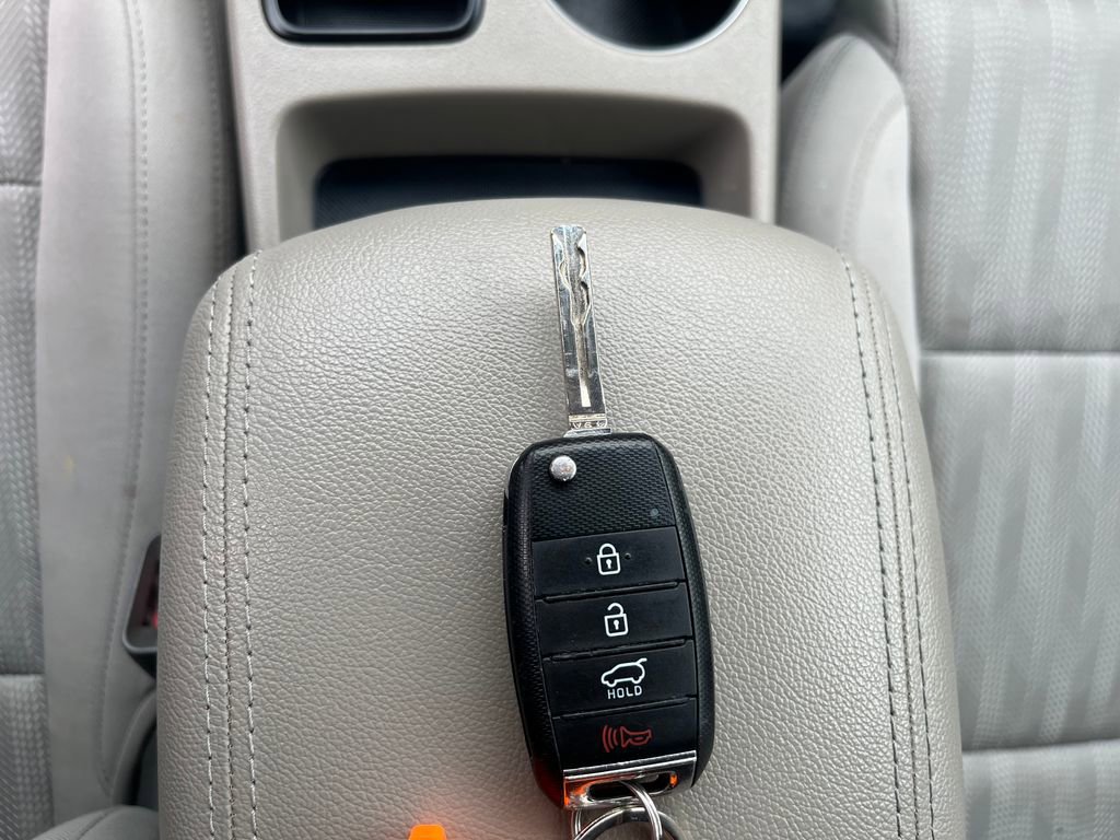 Used 2017 Kia Sportage LX AWD/4WD image 35