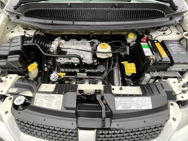 Used 2001 Dodge Grand Caravan ES image 20