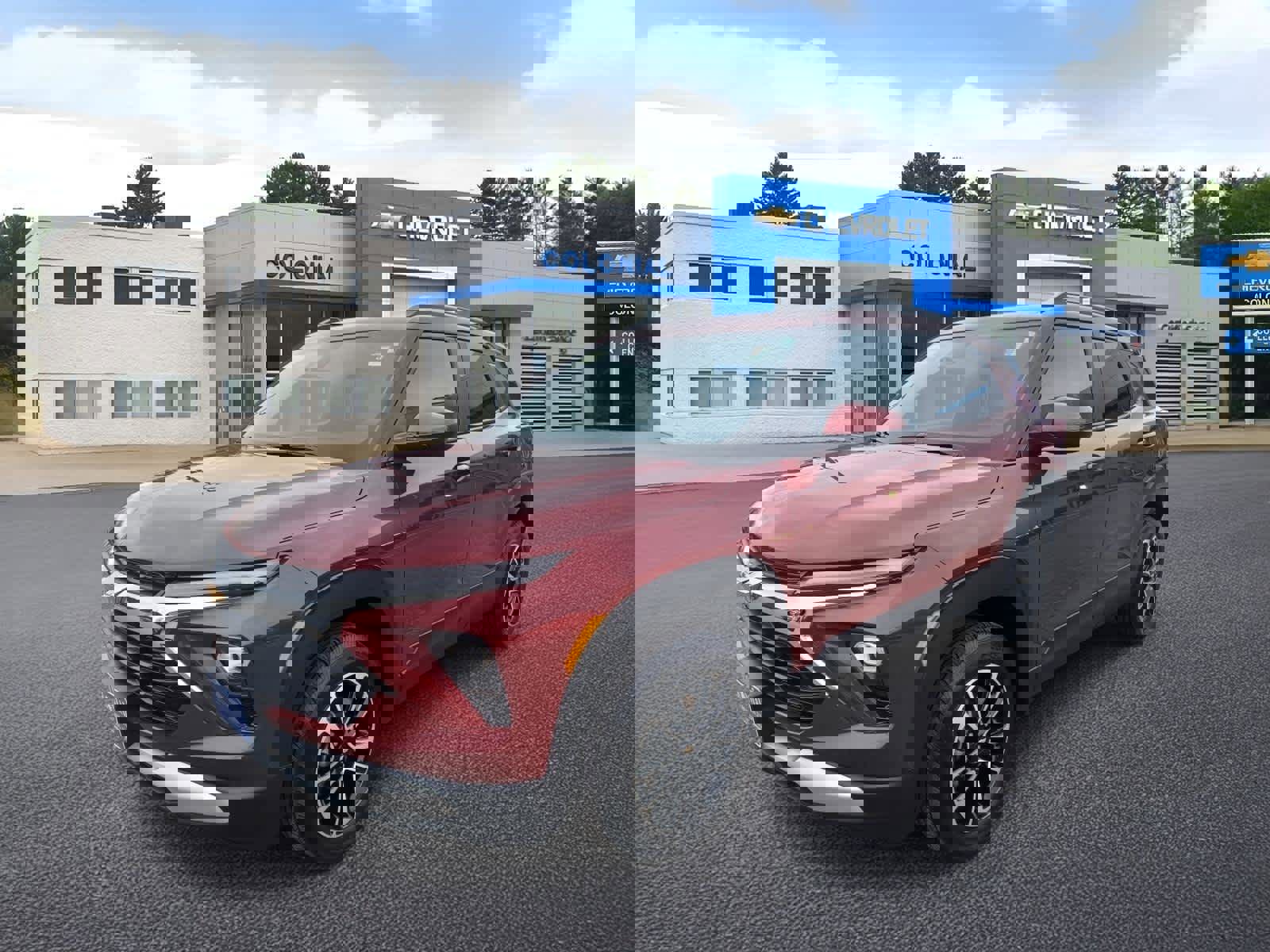 Used 2024 Chevrolet TrailBlazer LT w/ LT Cold Weather Package image 1