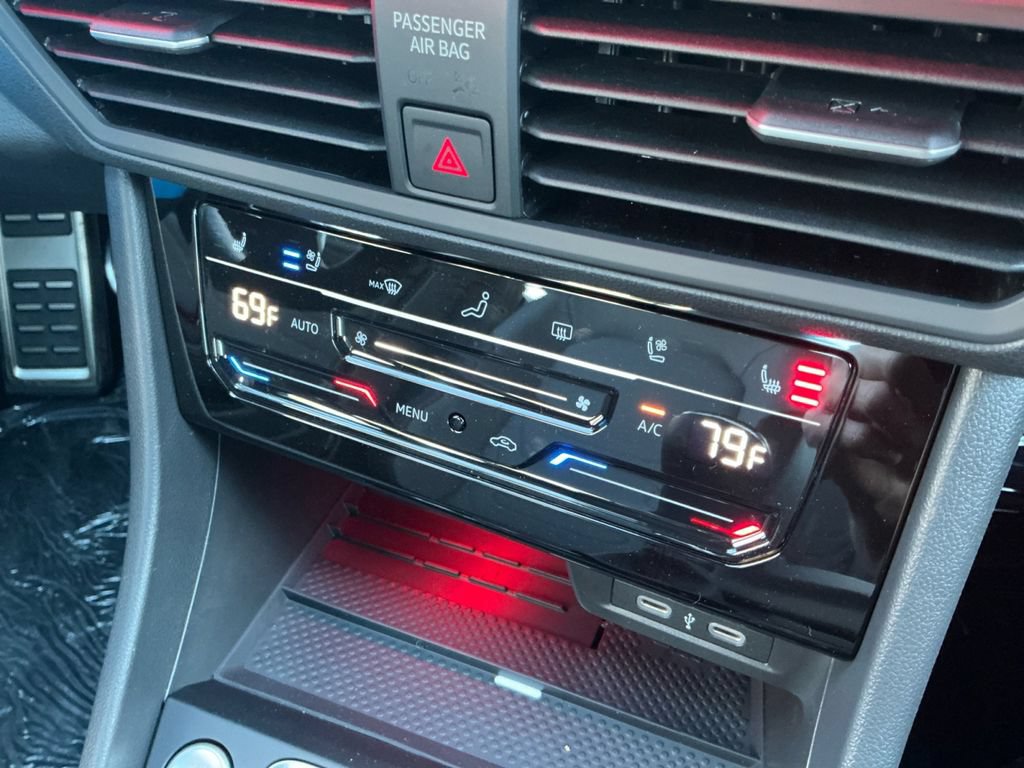 New 2026 Volkswagen Jetta GLI Autobahn FWD image 17