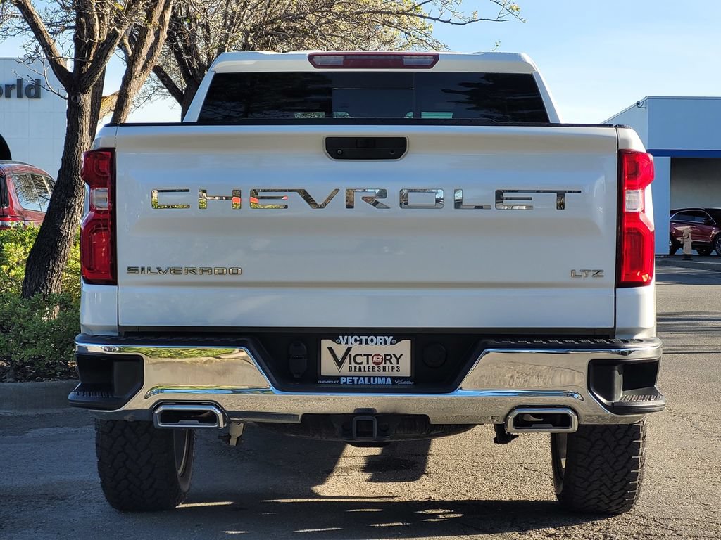 Used 2020 Chevrolet Silverado 1500 LTZ w/ LTZ Convenience Package AWD/4WD image 5