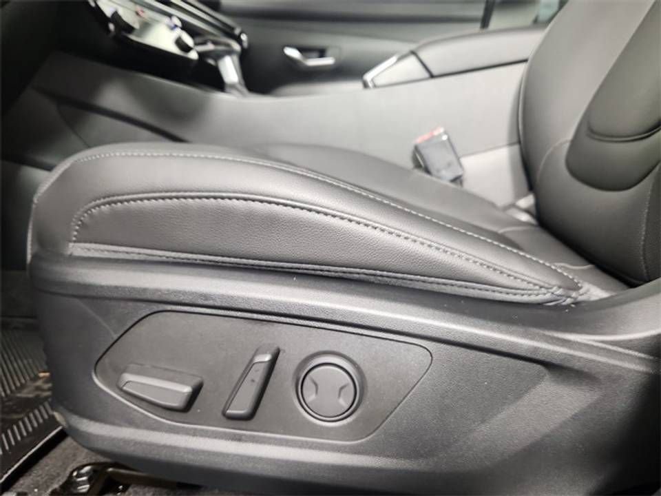 New 2026 Hyundai Tucson SEL image 9