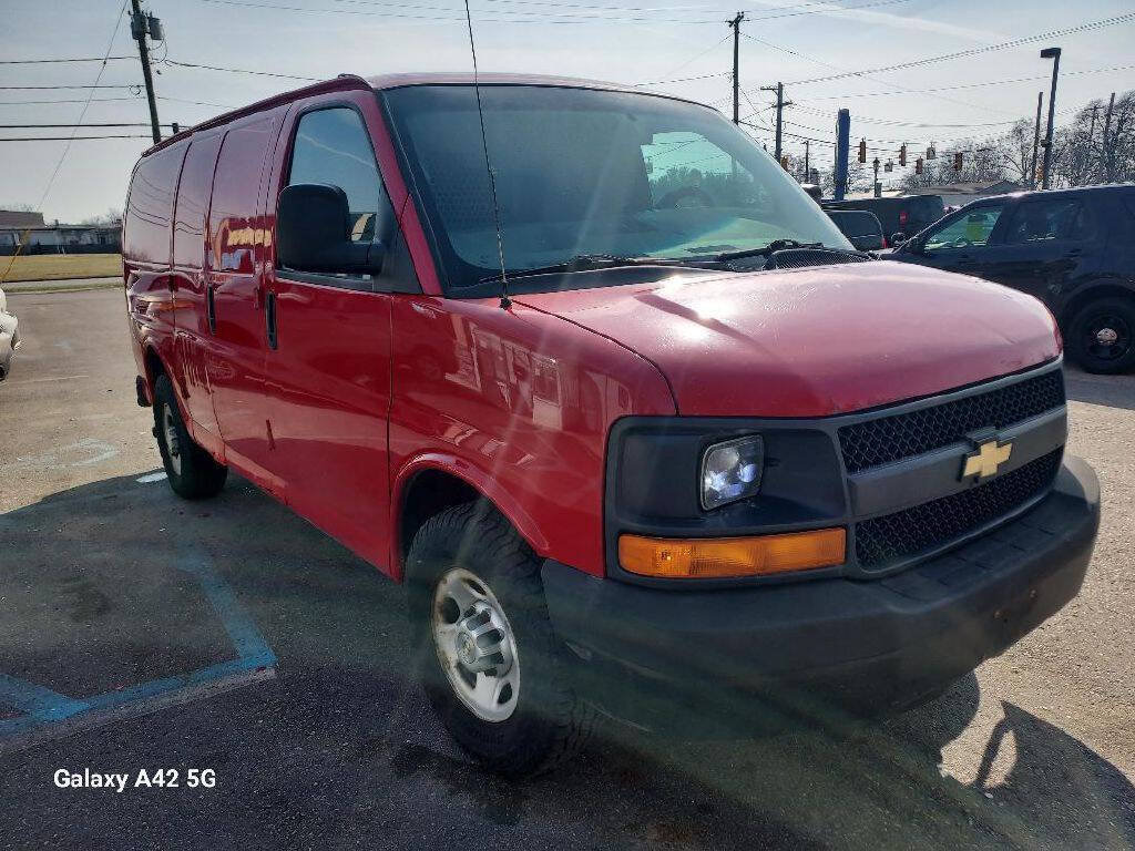 Used 2013 Chevrolet Express 2500 RWD image 1