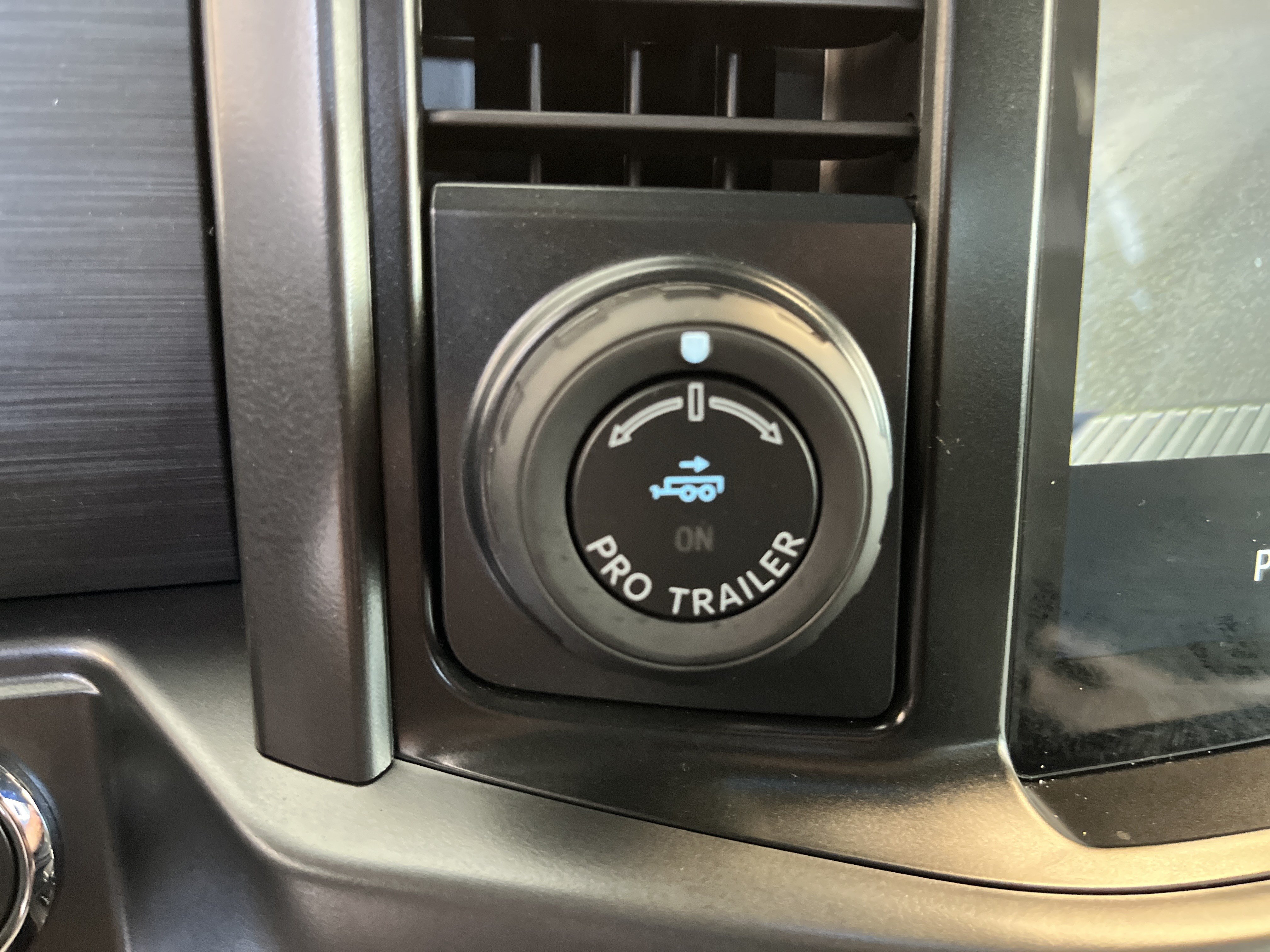 New 2025 Ford F150 Tremor w/ Bed Utility Package AWD/4WD image 22