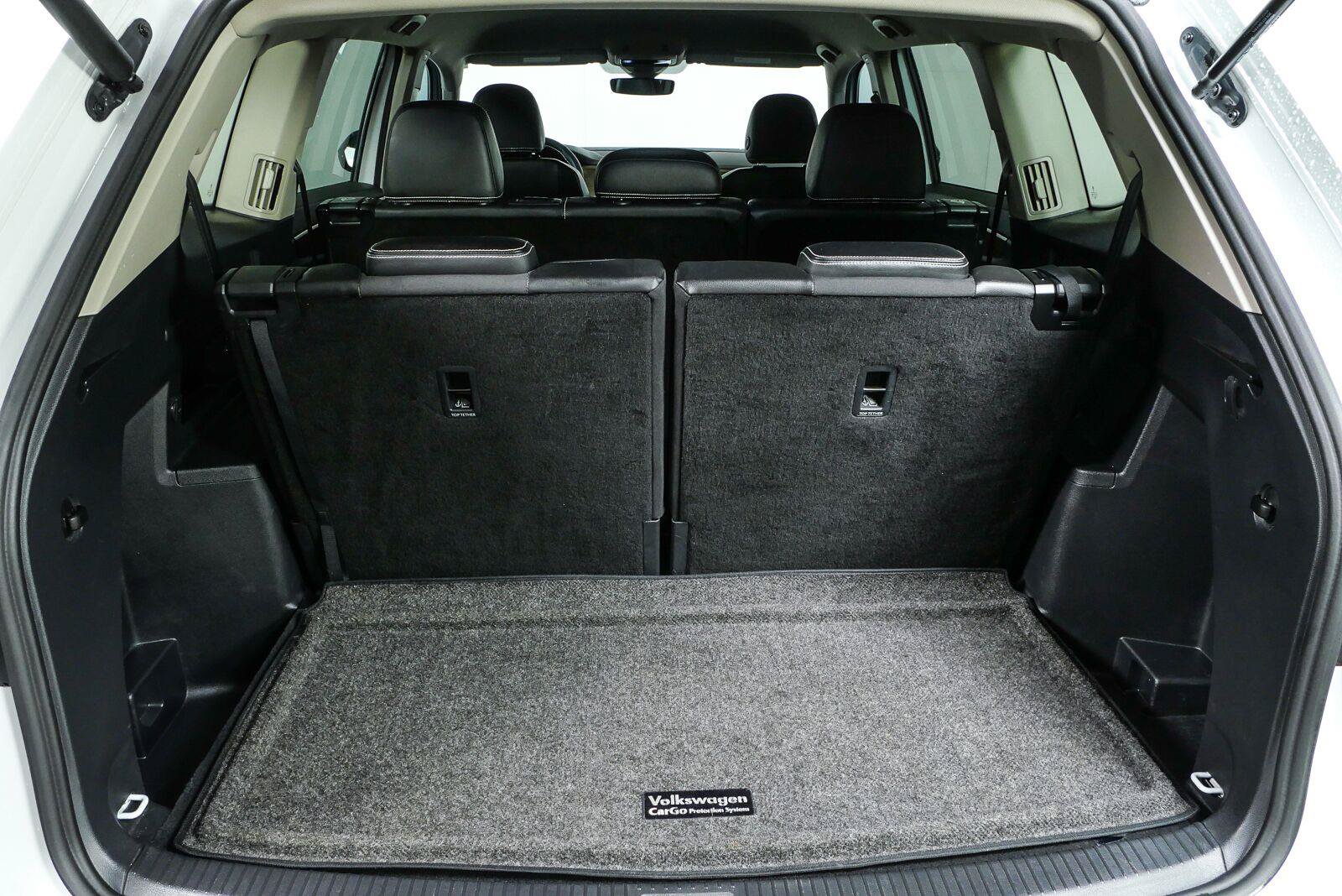 Used 2024 Volkswagen Atlas SE FWD image 30