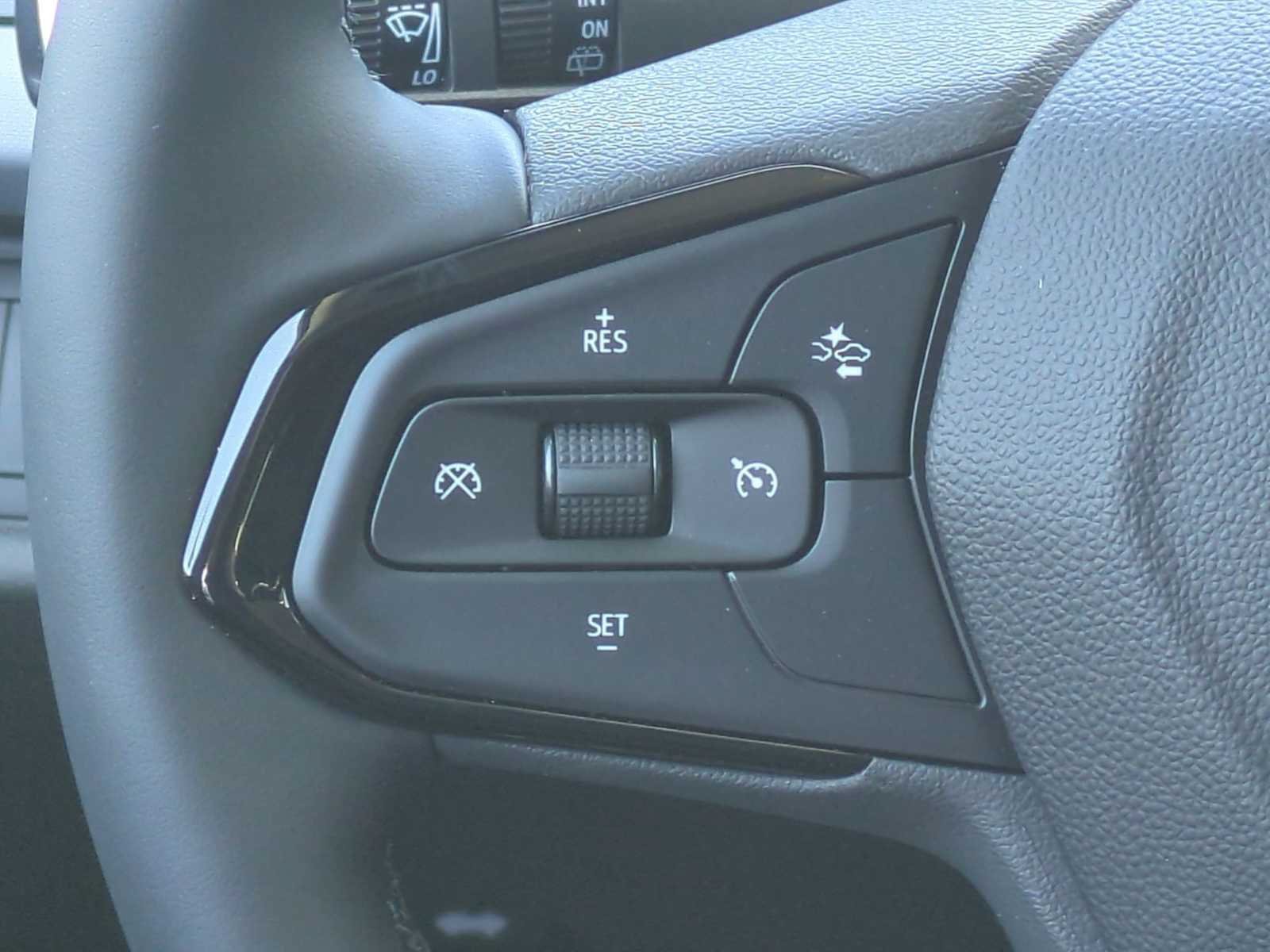 New 2027 Chevrolet Bolt LT w/ Comfort Package FWD image 15