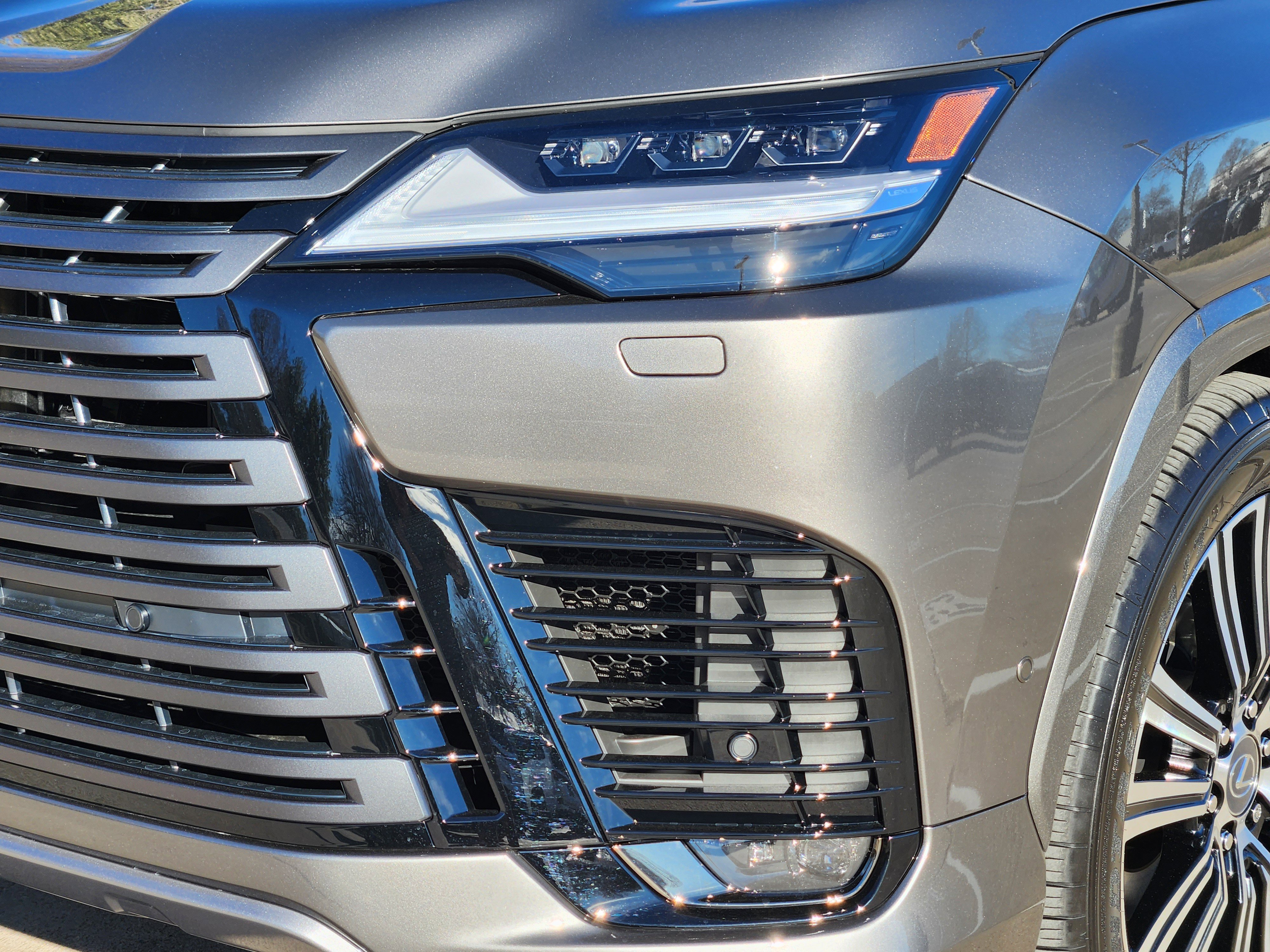 New 2026 Lexus LX 700h Luxury image 5