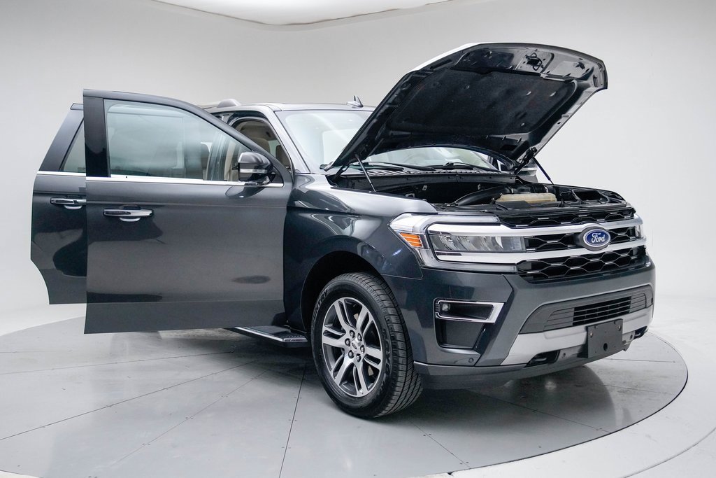 Used 2022 Ford Expedition Max Limited image 15