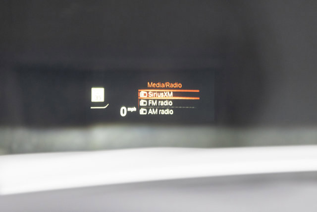 Used 2025 BMW Z4 M40i w/ Edition image 16