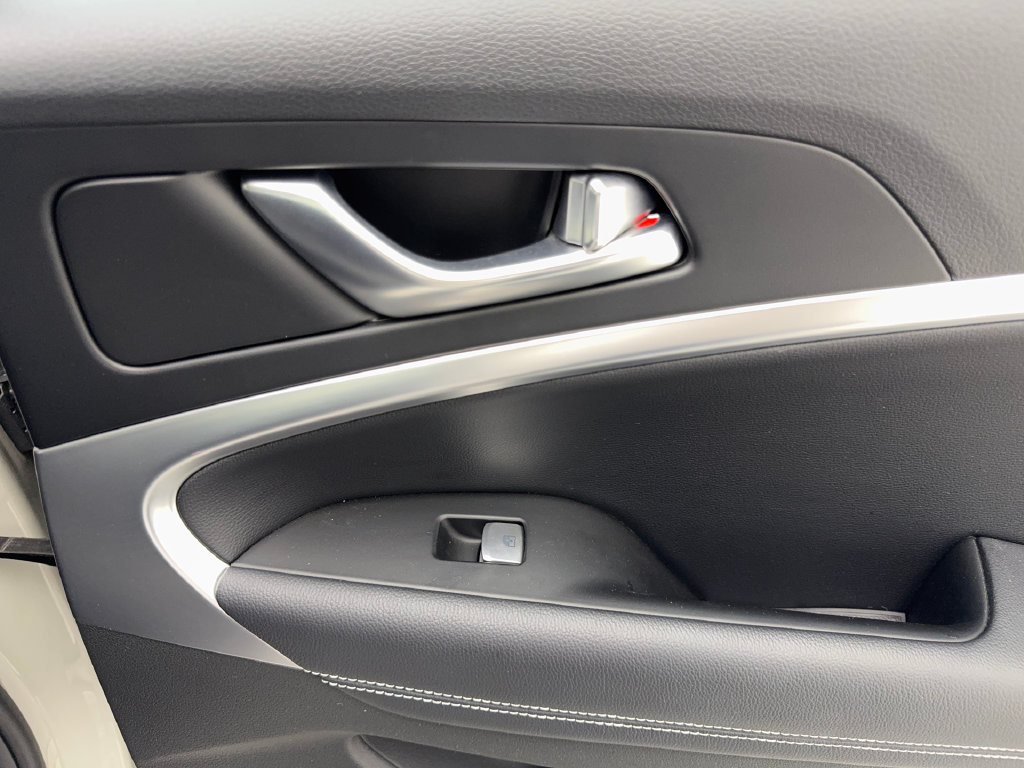 Used 2026 Genesis G70 2.5T RWD image 41