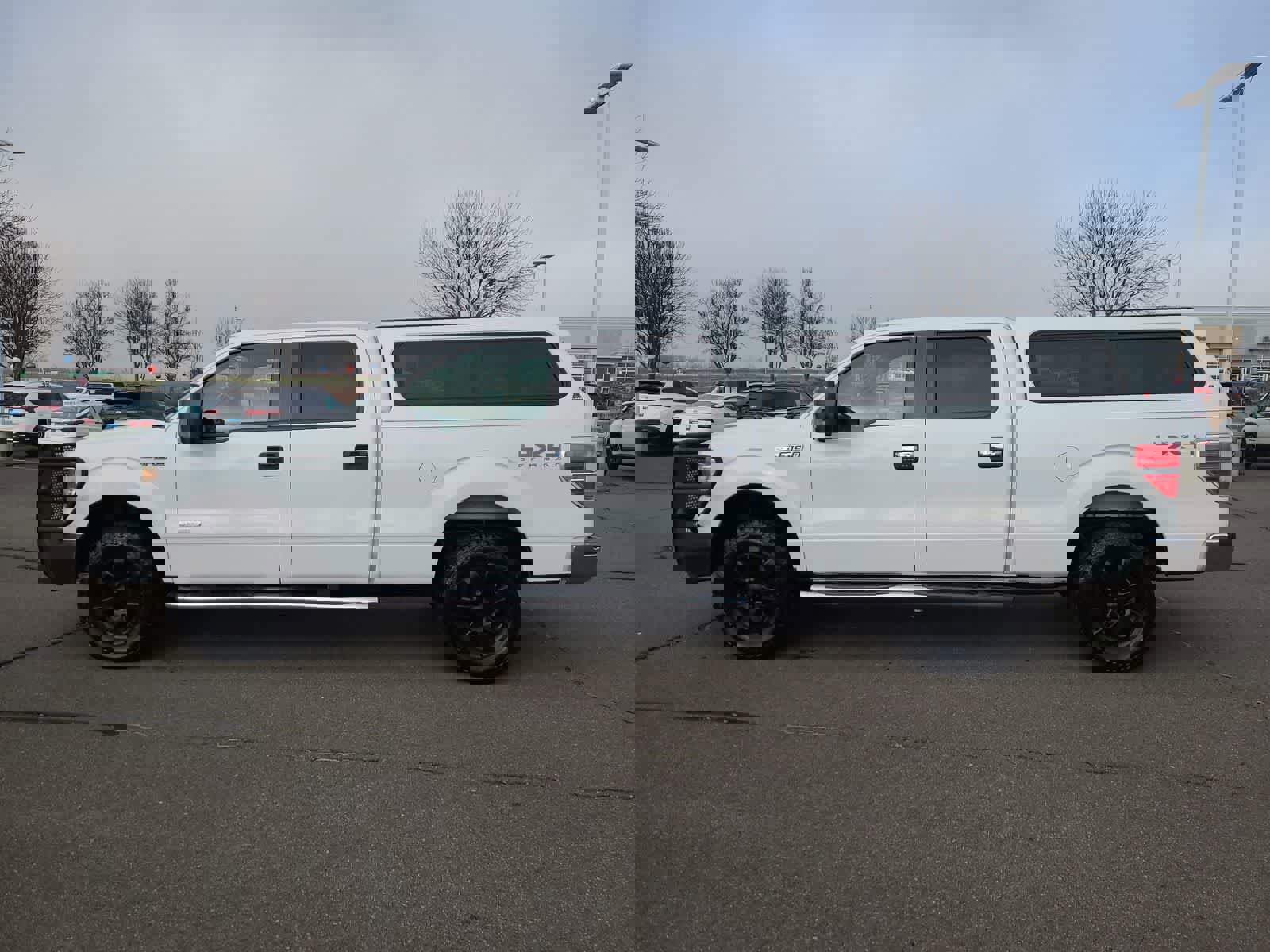 Used 2014 Ford F150 XLT w/ Equipment Group 302A Luxury image 11