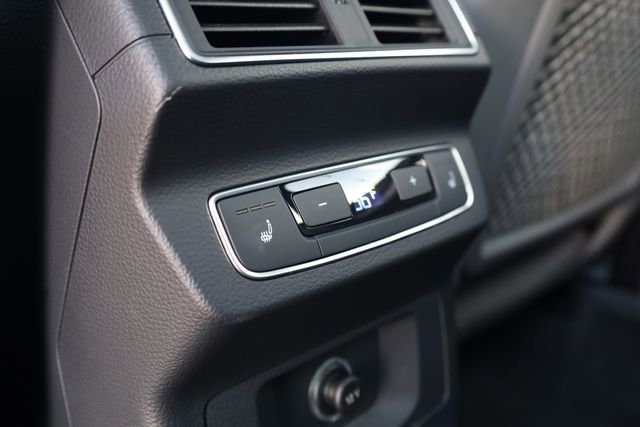 Used 2018 Audi SQ5 Prestige w/ Prestige Package image 24