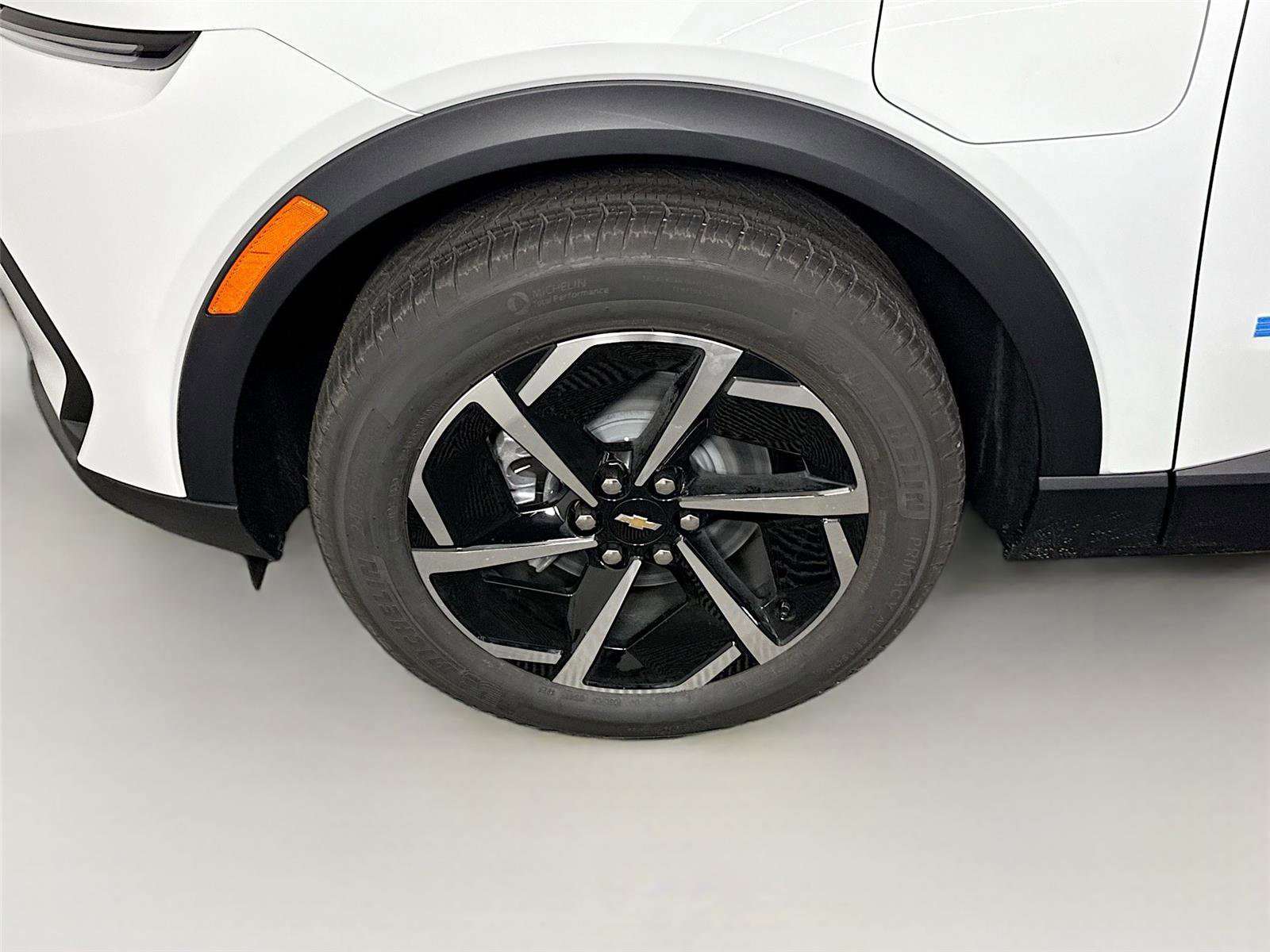 New 2026 Chevrolet Equinox EV LT w/ Comfort Package image 24