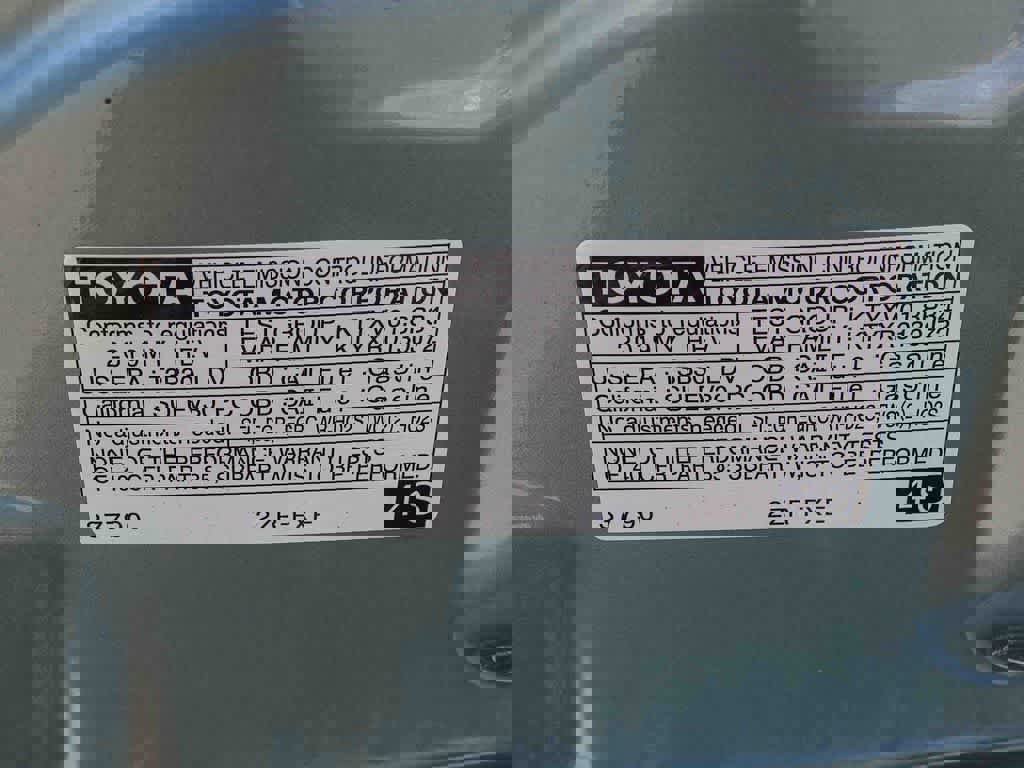 Used 2019 Toyota Prius LE image 25