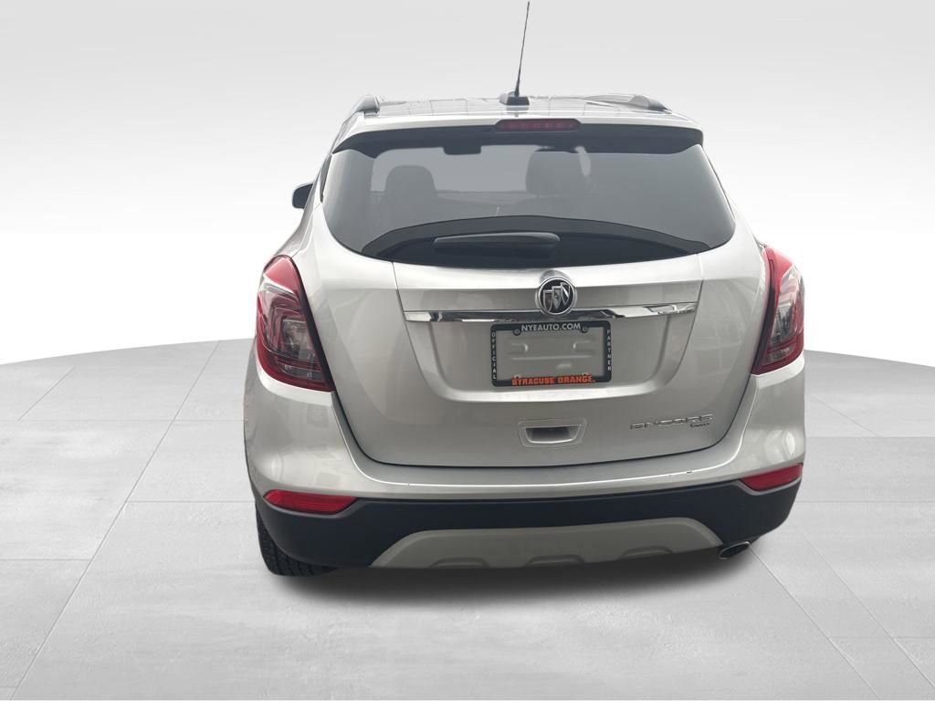 Used 2022 Buick Encore Preferred w/ Safety Package image 4