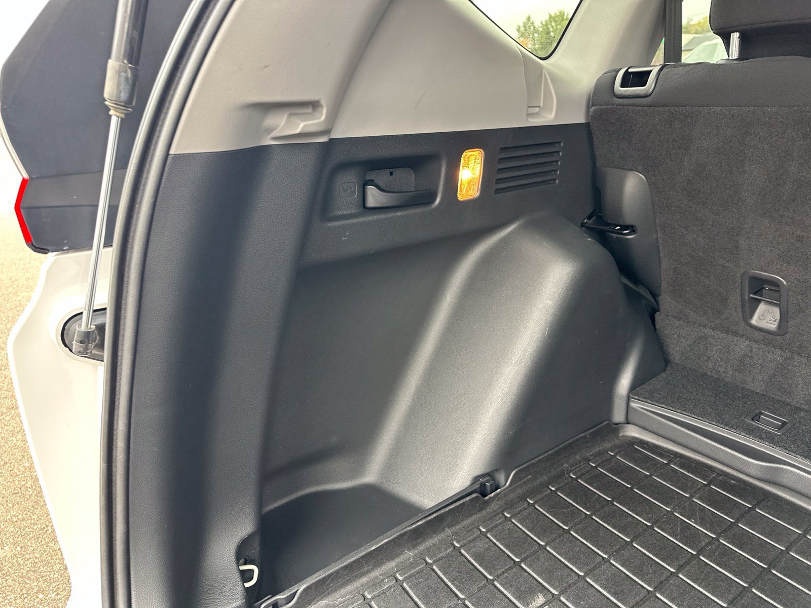 Used 2020 Honda CR-V EX image 26