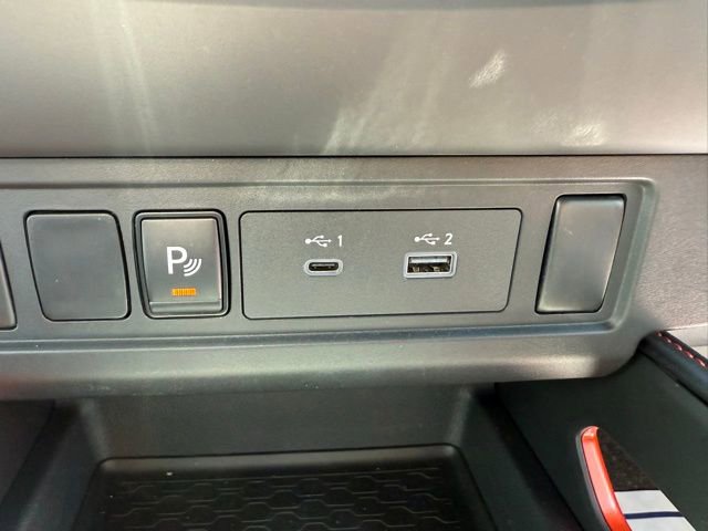 New 2025 Nissan Frontier PRO-4X image 32