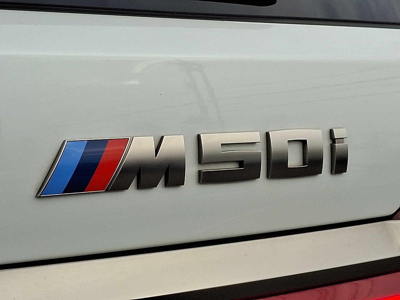 Used 2021 BMW X7 M50i w/ Dynamic Handling Package image 31