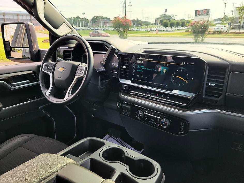 Used 2026 Chevrolet Silverado 2500 LT AWD/4WD image 29
