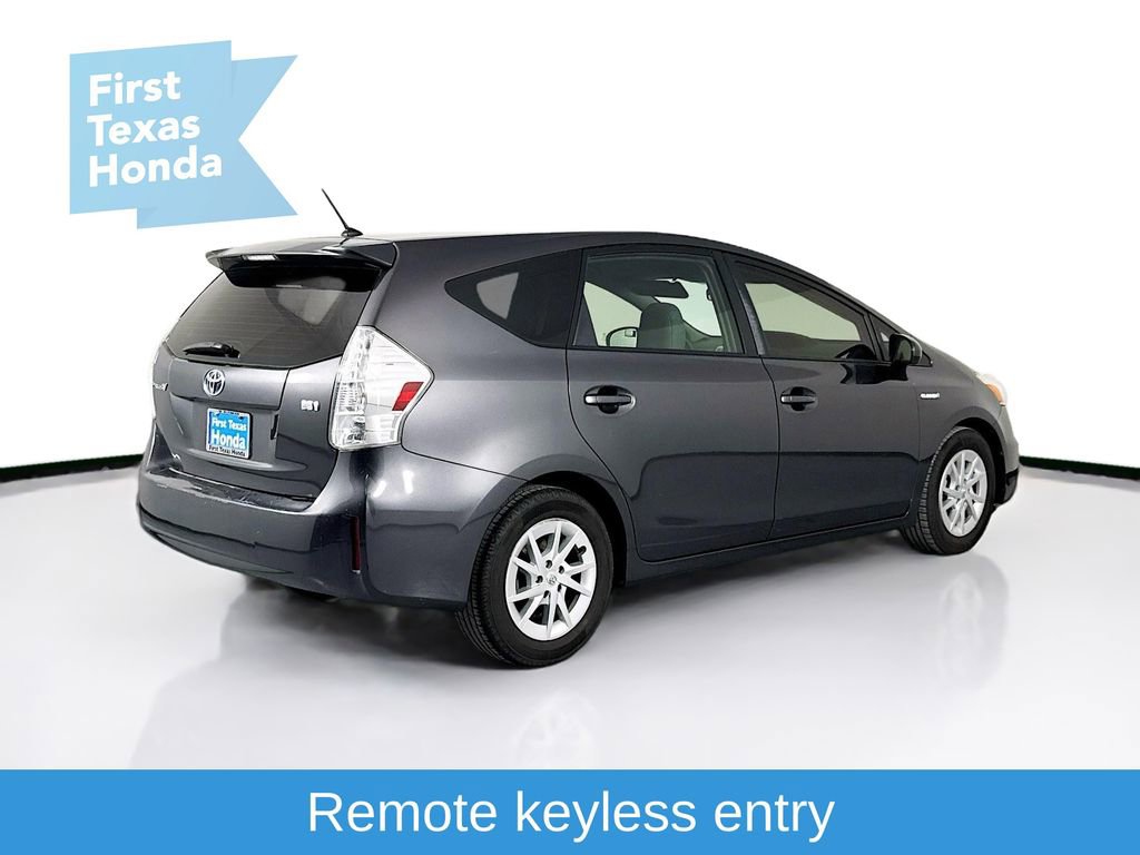 Used 2014 Toyota Prius V Two image 7