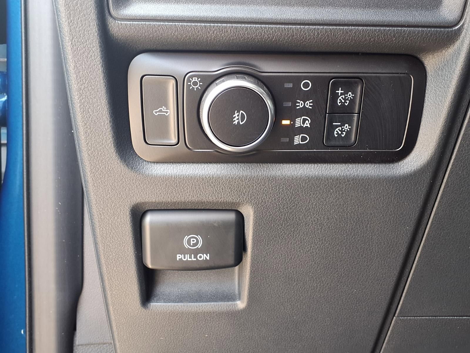 Used 2024 Ford F150 STX RWD image 8