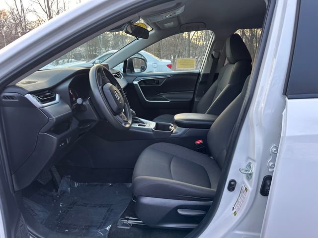 Certified 2024 Toyota RAV4 LE image 27