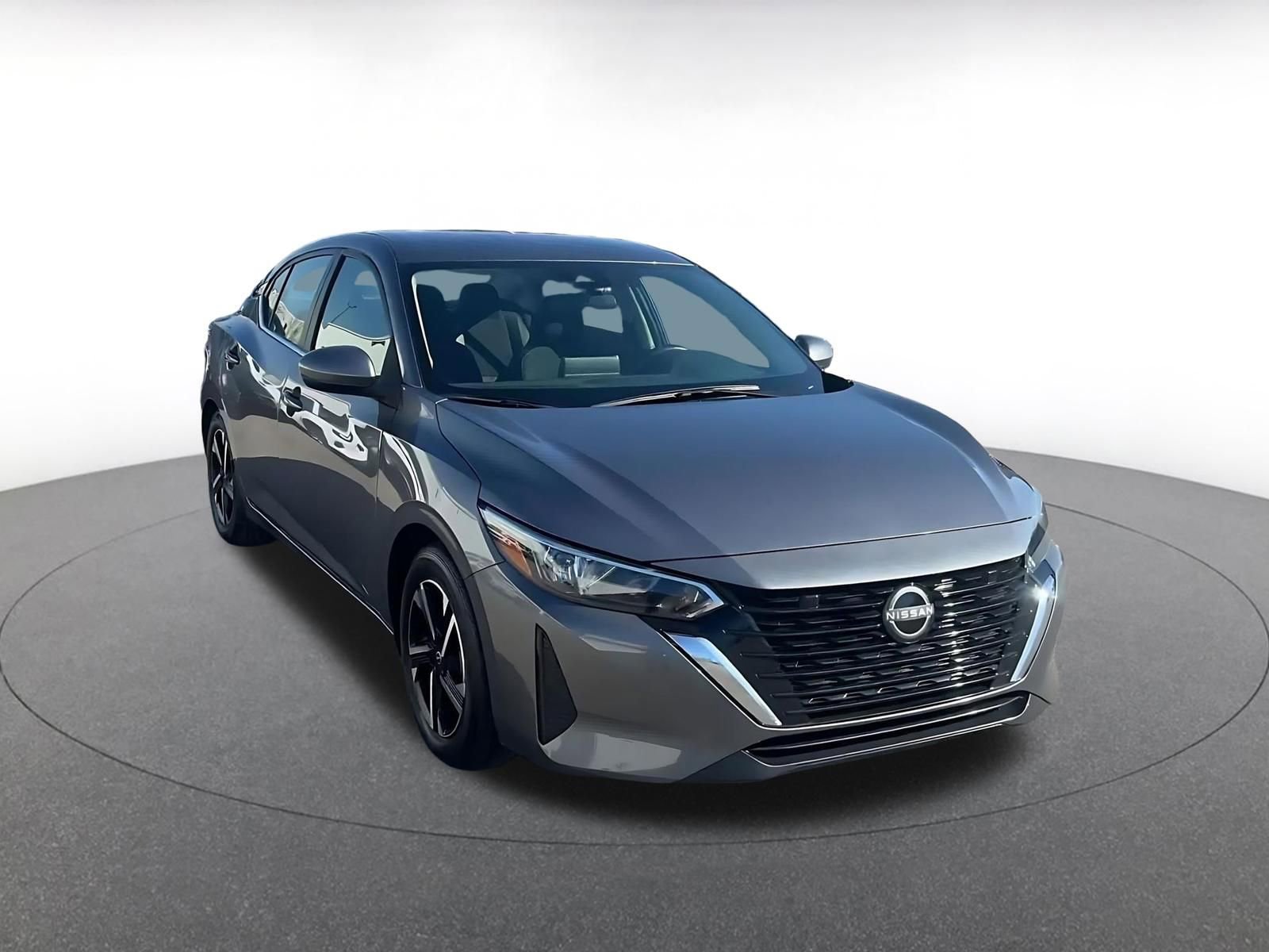 Used 2024 Nissan Sentra SV image 3