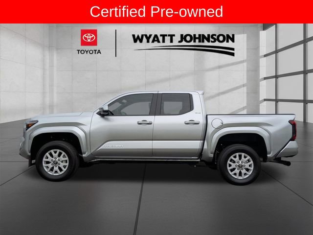 Certified 2025 Toyota Tacoma SR5 AWD/4WD image 2