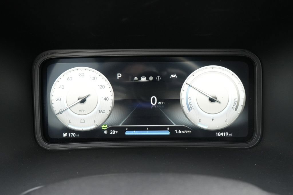 Certified 2023 Hyundai Kona SE w/ Cargo Package image 26