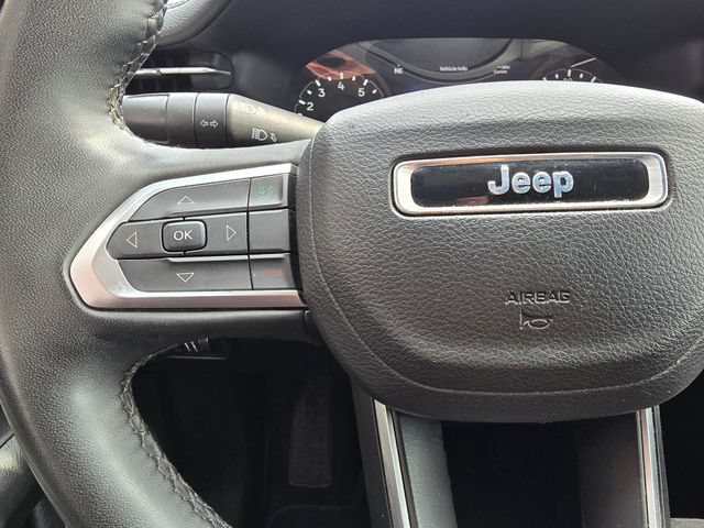 Used 2023 Jeep Compass Latitude AWD/4WD image 15