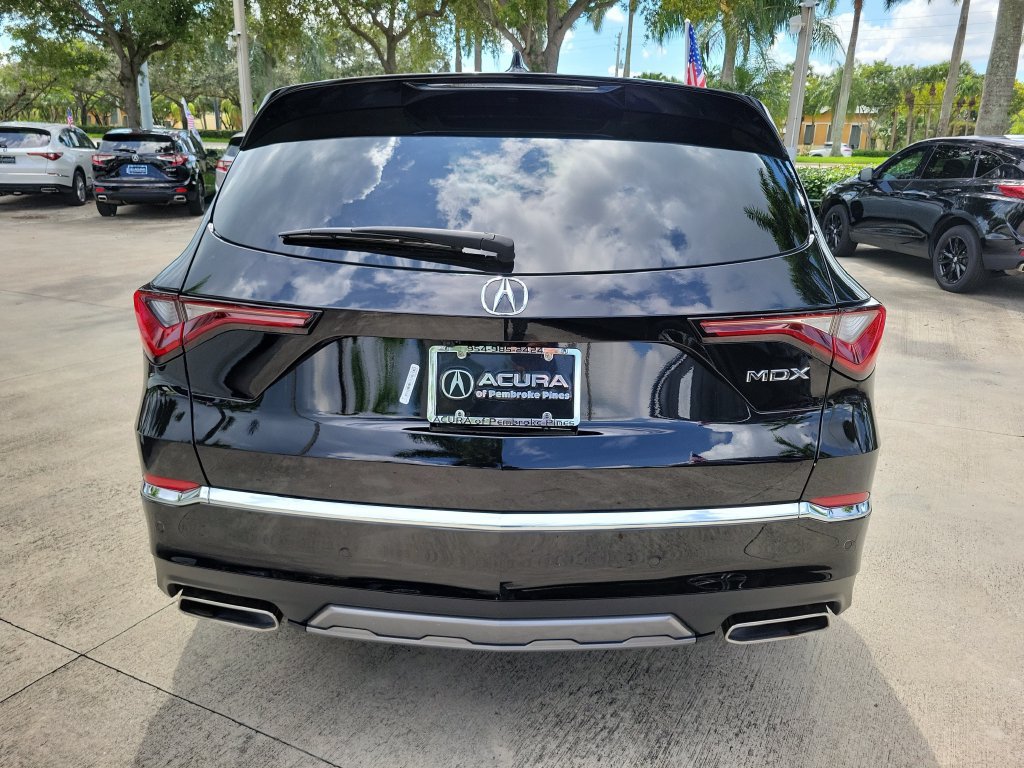Used 2025 Acura MDX w/ Technology Package FWD image 6