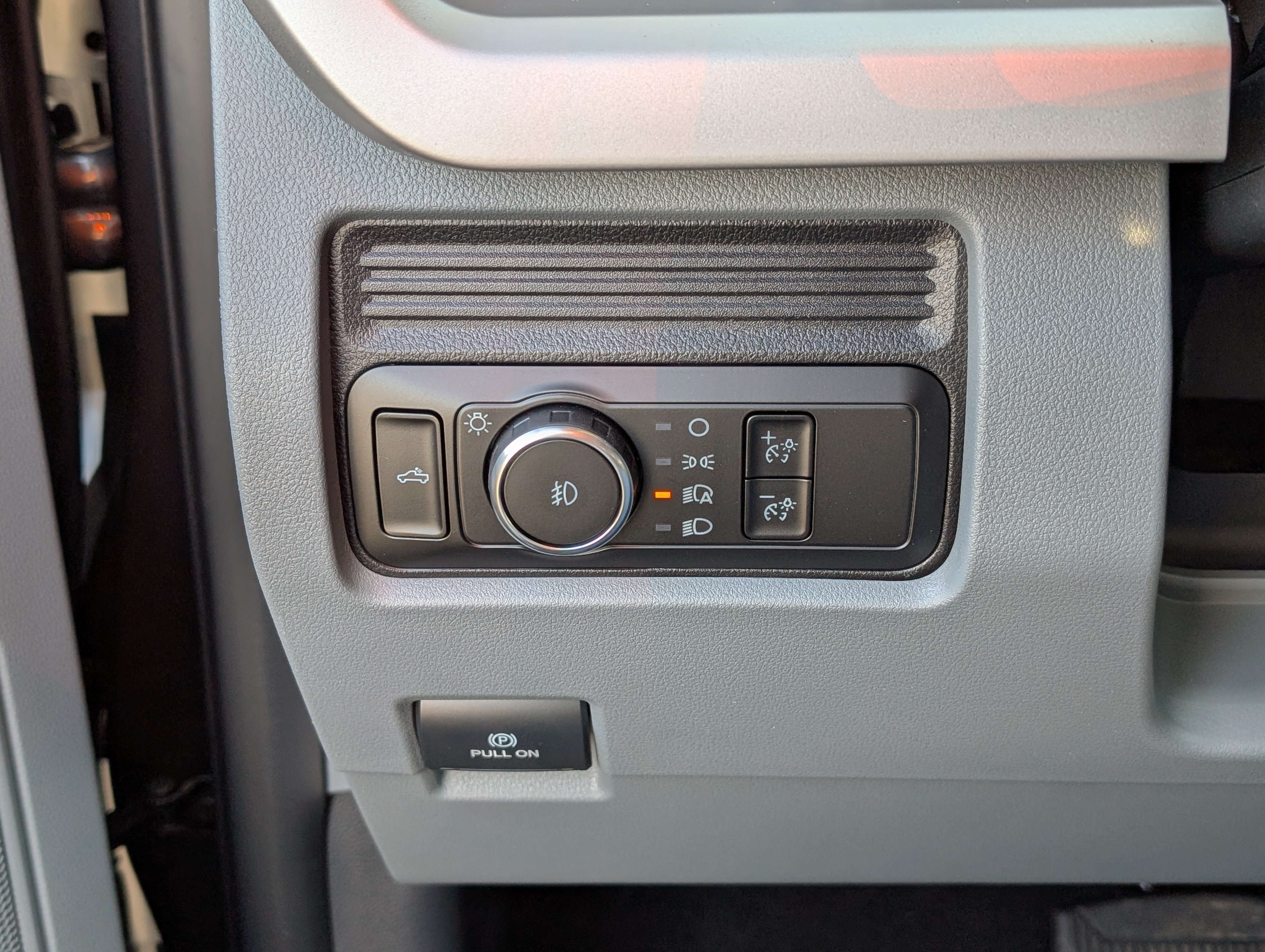 New 2026 Ford F250 XL w/ STX Appearance Package AWD/4WD image 15