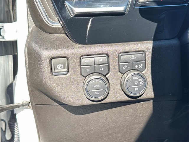 Used 2024 Chevrolet Silverado 1500 RST w/ Z71 Off-Road Package image 28