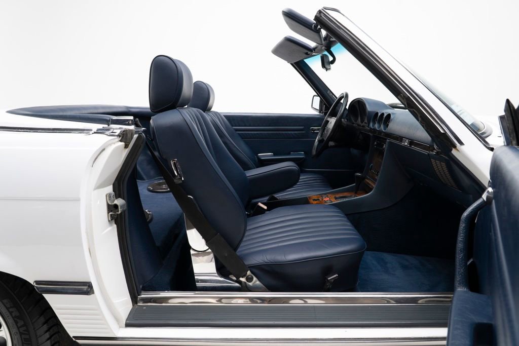 Used 1988 Mercedes-Benz 560 SL image 43