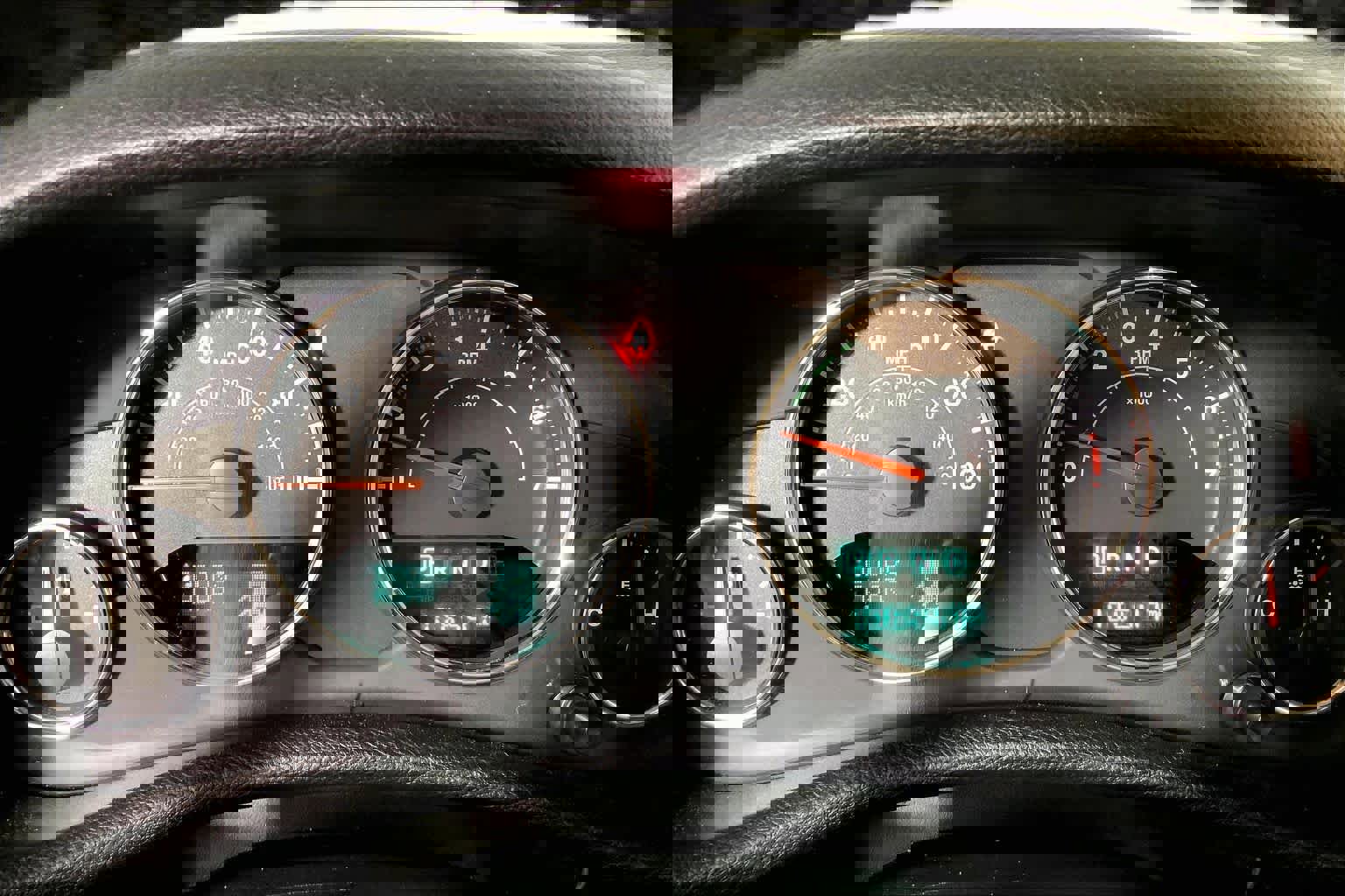 Used 2017 Jeep Wrangler Unlimited Sahara w/ Connectivity Group image 25