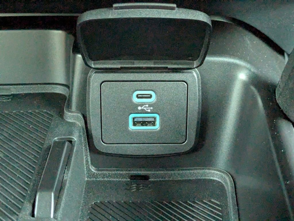 New 2025 Ford Bronco Badlands image 32