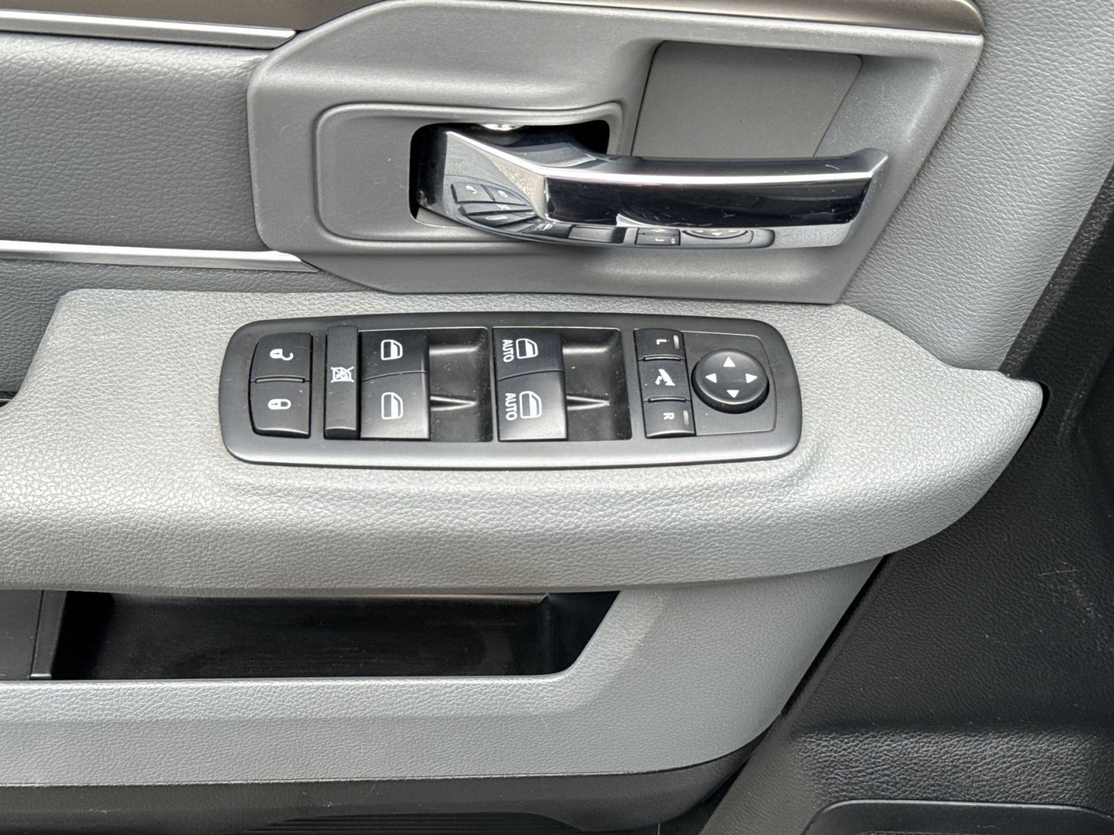 Used 2018 RAM 1500 Big Horn AWD/4WD image 15