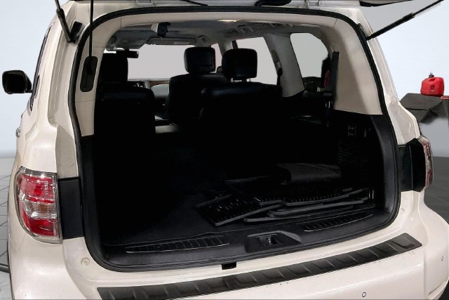 Used 2018 Nissan Armada Platinum w/ Captain Seat Package AWD/4WD image 33