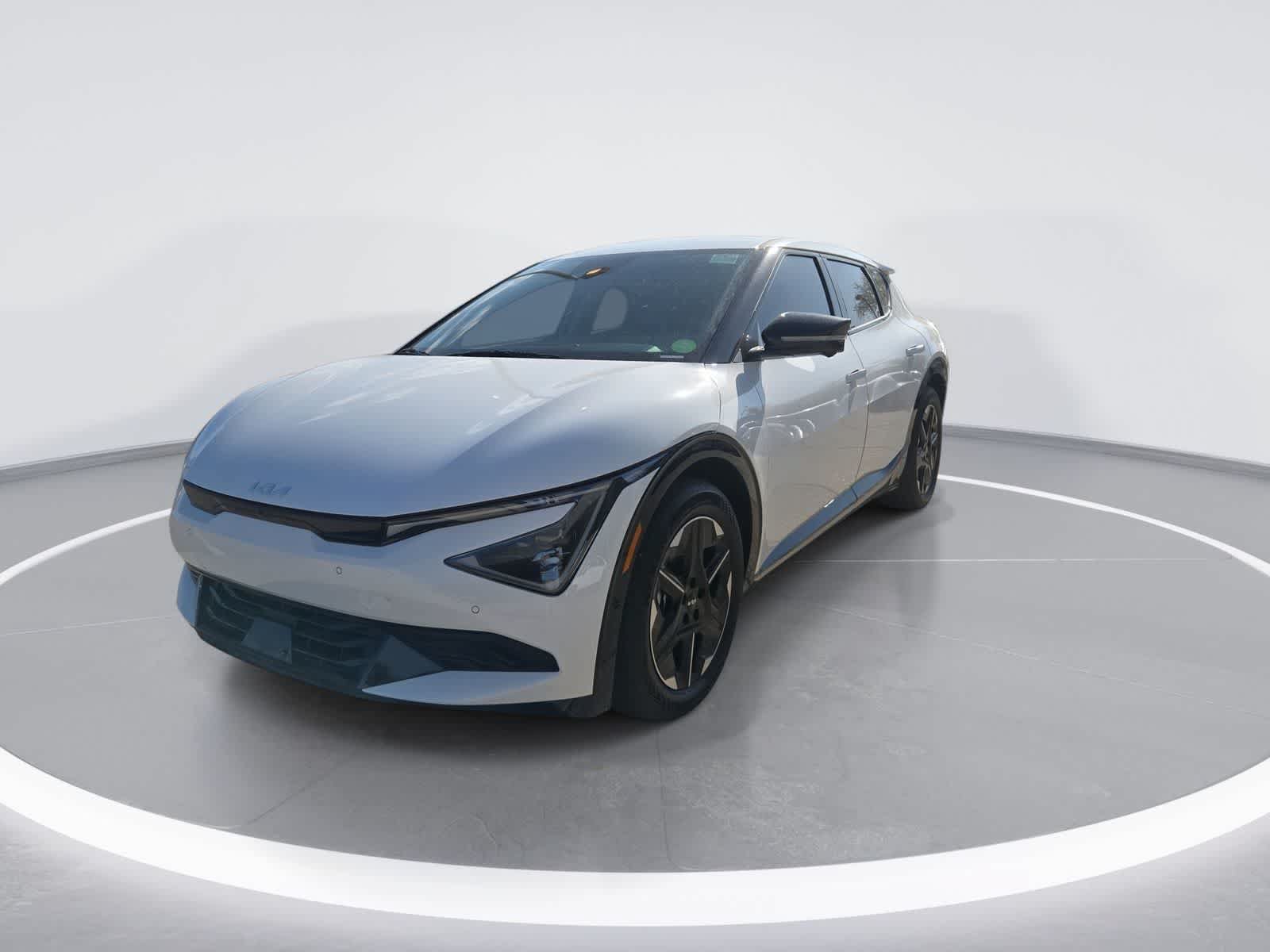 New 2026 Kia EV6 Wind RWD image 4