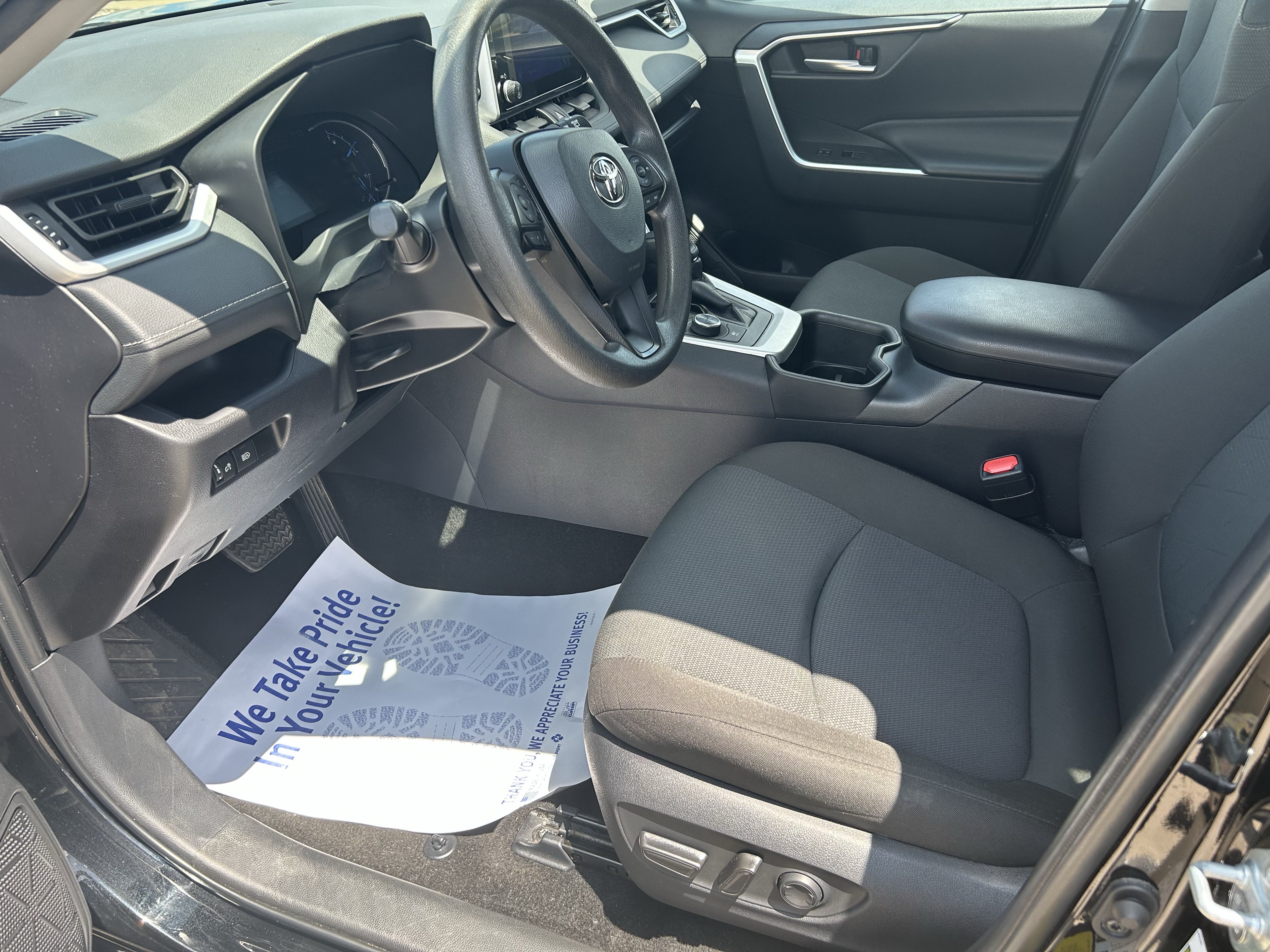 Certified 2025 Toyota RAV4 XLE AWD/4WD image 13