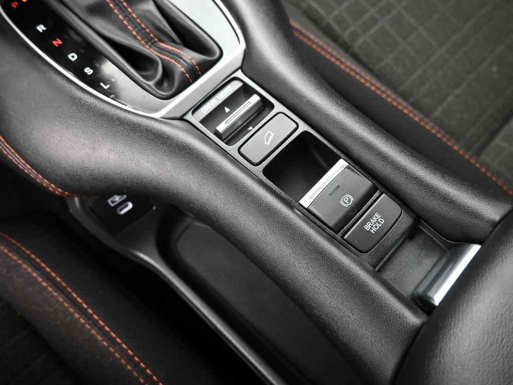 Used 2025 Honda HR-V Sport image 20