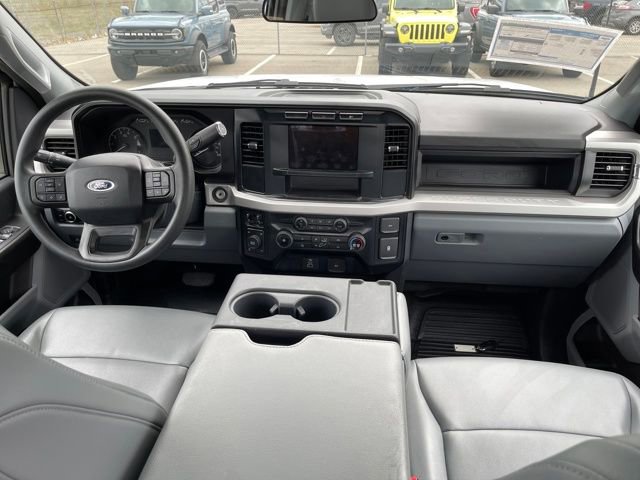 Used 2024 Ford F250 XL w/ Snow Plow Prep Package image 31