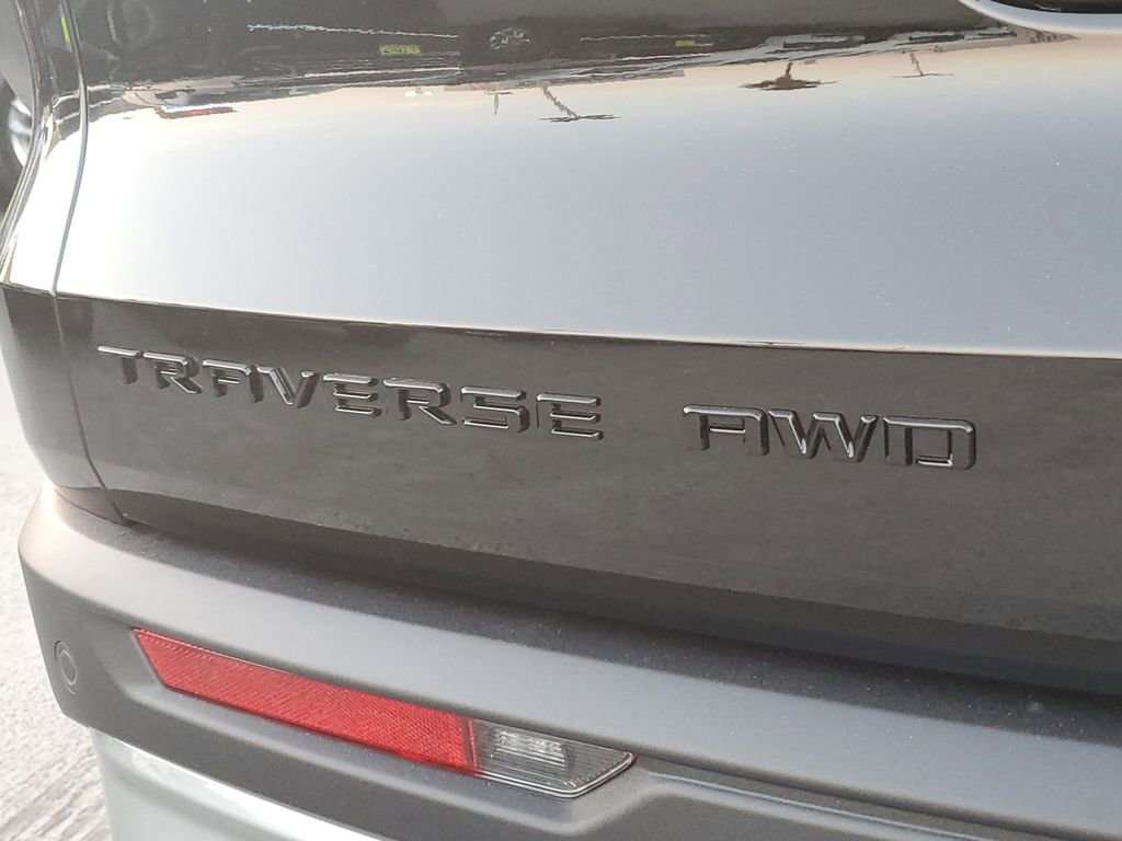 New 2026 Chevrolet Traverse Z71 w/ Enhanced Driving Package image 5