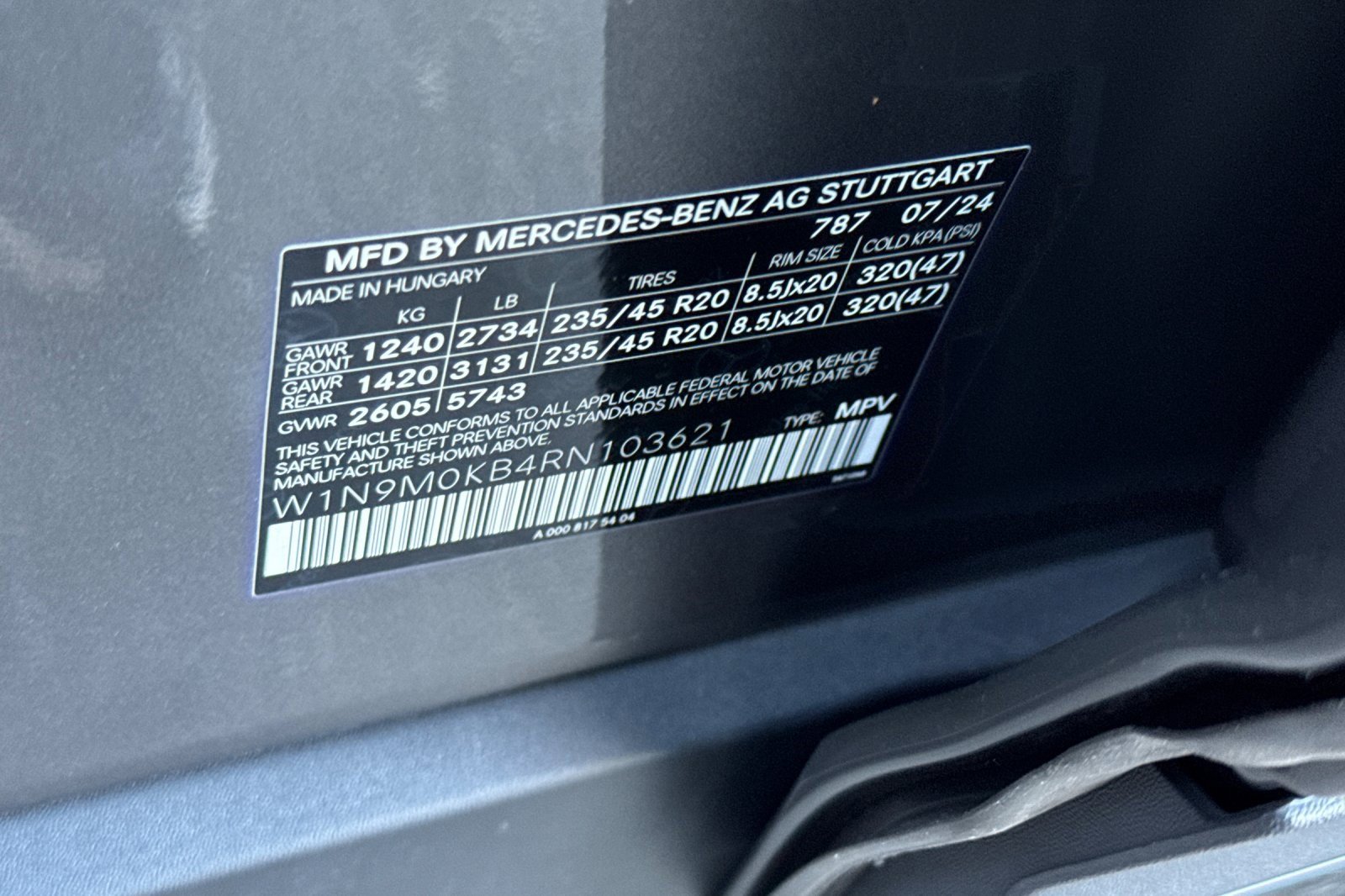 Used 2024 Mercedes-Benz EQB 300 4MATIC image 36