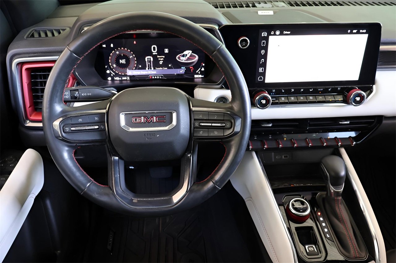 Used 2024 GMC Canyon AT4X image 16