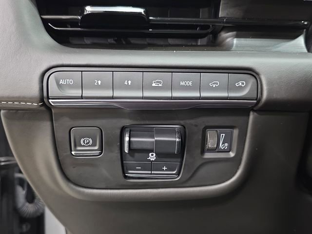 Certified 2023 Cadillac Escalade Premium Luxury Platinum image 23