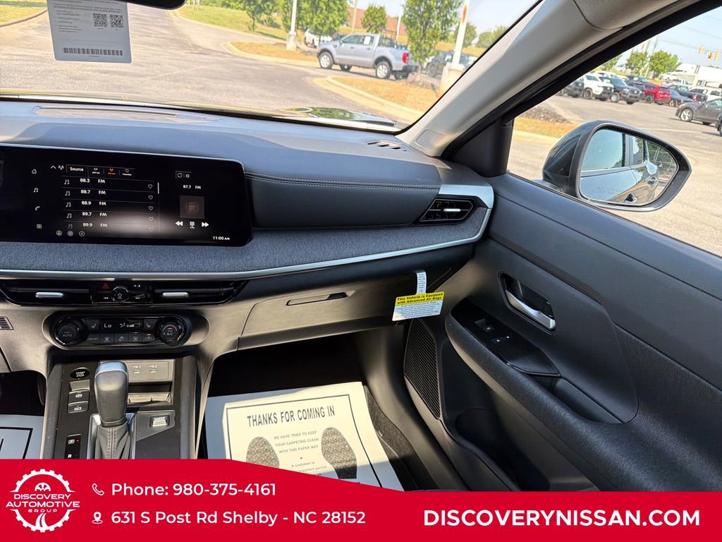 New 2026 Nissan Kicks SV w/ SV Premium Package FWD image 35